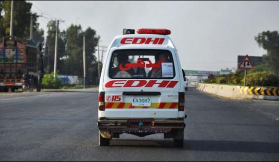 10 Students Fainted Of Generator Smoke In Kasur