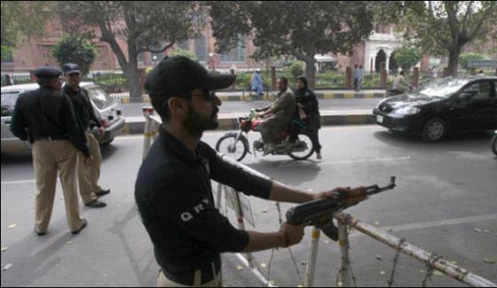 Lahore Police Operation 11 Detained 2 Robbers Arrested