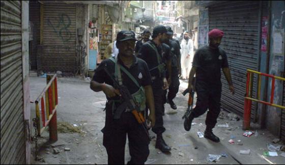 Karachi Police Arrested 7 In Raids Conducted In Different Areas