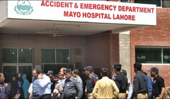 Lahore 4 People Burned In Rickshaw Cylinder Explosion