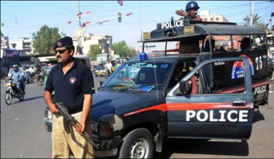 Karachi Police Arrest 3 Suspects In Action