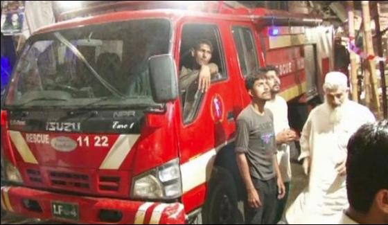 Fire Erupts In Plastic Scrap Warehouse In Lahore