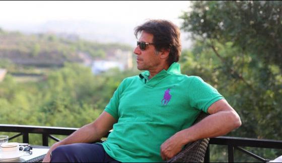 For Hot Weather Imran Khan And Encamped In Nathia Gali