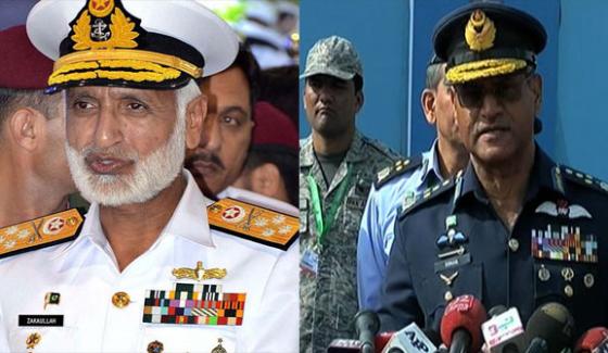 Pak Navy And Air Force Head Spend Eid Day With Solders