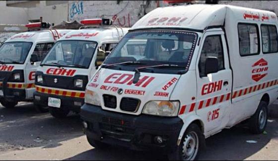 5 People Died In Collision Between Van And Rikshaw Near Sehwan