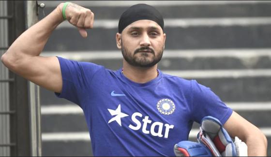 Indian Cricketer Harbhajan Steps In The Field Of Singing