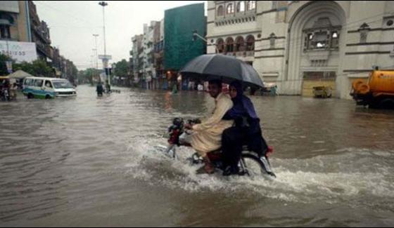 Different Accidents In Country Due To Rain 4 People Died 15 Injured