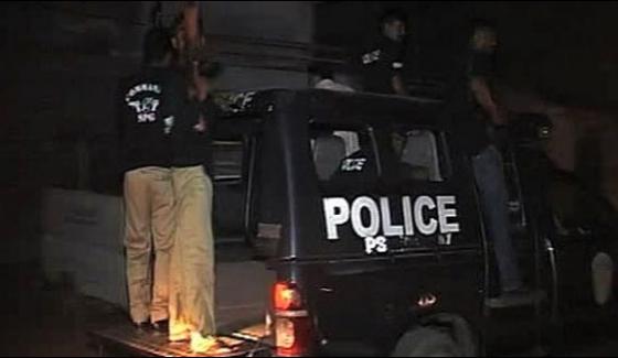 Karachi In Different Incidents A Person Injured By Firing Seven Suspects Arrested