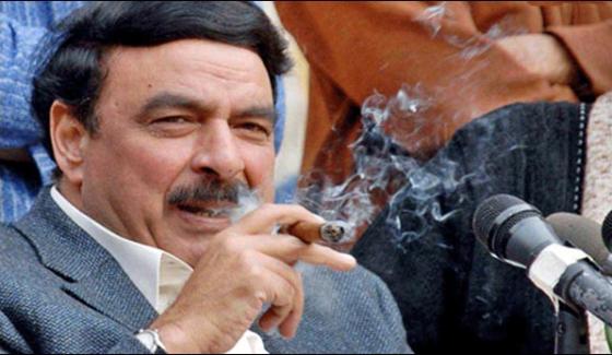 Sheikh Rasheed Enjoyed Sleeping At The Court