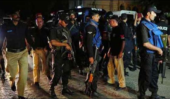 Karachi Police Raids Continues As 24 Criminals Arrested