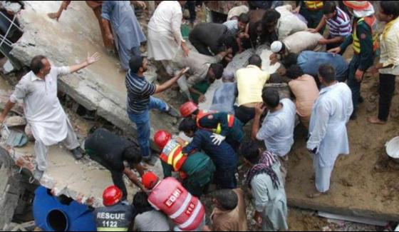 The Houses Wall Collapsed In A Jhang Child Died