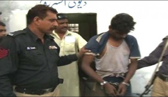 Dacoit Captured By Public Tortured And Handed Over To Police