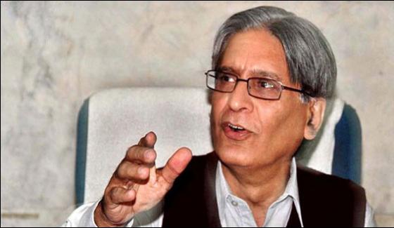 Nawaz Sharif Wants To Go Out Breaking Through Wall From Close Room Aitzaz