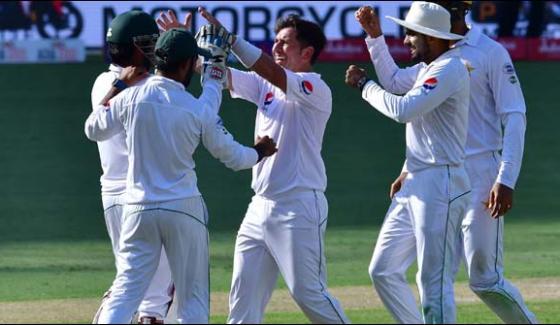 Dubai Test Pakistan Target 317 Runs