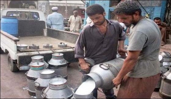 Dairy Farms Association Urgers To Commissioner Karachi For Adjust Milk Prices