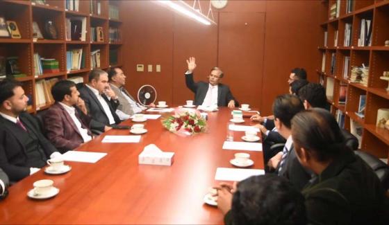 Japan Ambassador Meets Pakistani Community