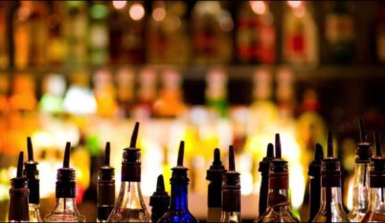 Srilankan Women Banned Again For Buying Alcohol