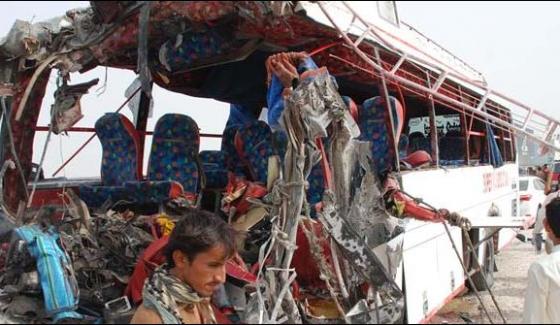 Hyderabad Truck And Van Road Mishap 11 Killed