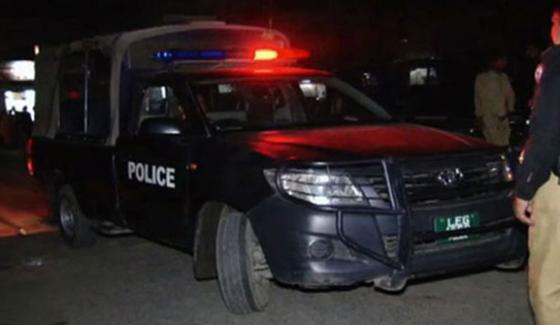Lahore Police Action At Sander One Man Killed