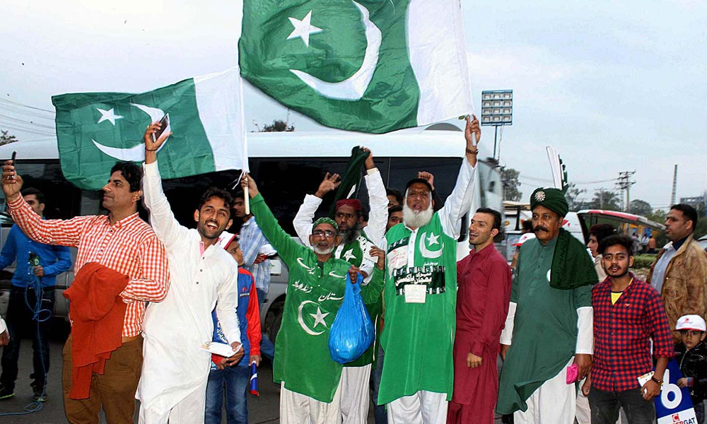 پشاور زلمی اور کراچی کنگزکے درمیان کھیلے گئے میچ کی تصویری جھلکیاں