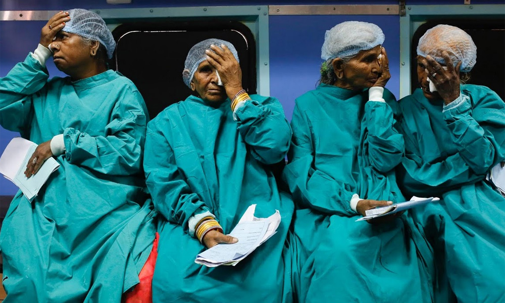 بھارت ، ٹرین میں قائم اسپتال سے انقلاب برپا