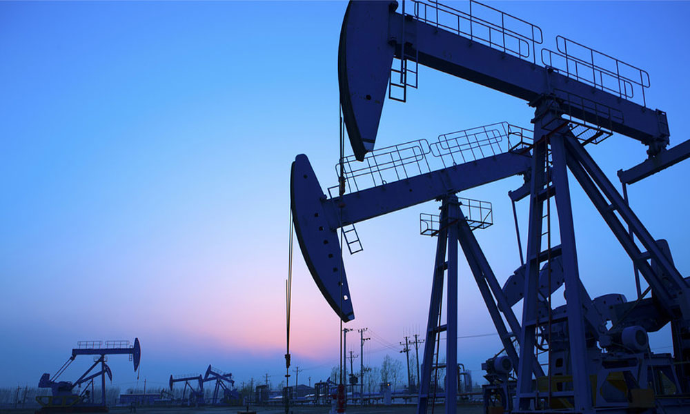 عالمی منڈی میں خام تیل کی قیمتیں کم ہوگئیں