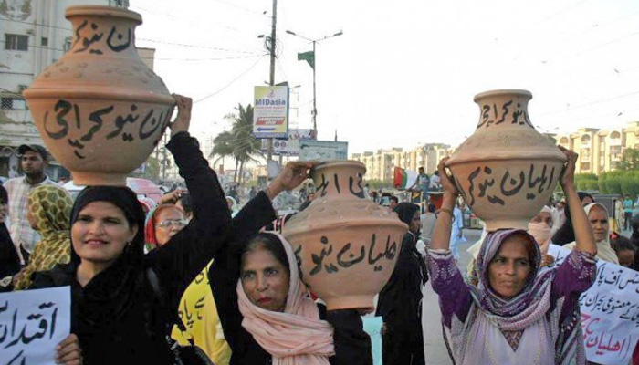 کراچی میں پانی کا بحران، وجہ طلب اور رسد میں عدم توازن