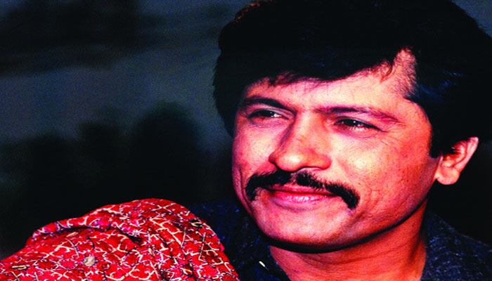 گلوکار عطا اللہ عیسیٰ خیلوی کے دفتر میں آگ لگ گئی