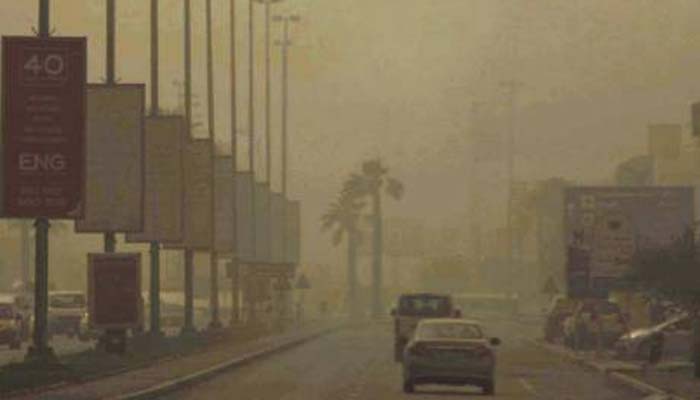 دبئی، شارجہ اورمتحدہ عرب امارات کے مختلف شہروں میں ریت کا طوفان