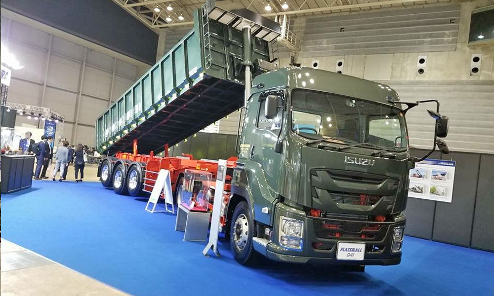 جاپان میں دنیا کی سب سے بڑی ٹرکوں کی نمائش