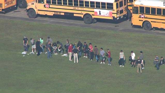 ٹیکساس ، اسکول میں فائرنگ سے8افراد جاں بحق