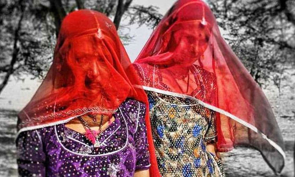بھارت کا انوکھا گائوں جہاں ہر شخص کی دو بیویاں 