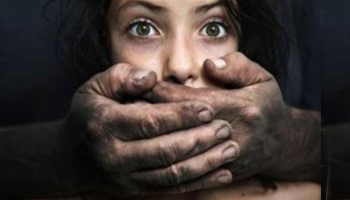 کراچی میں نو عمر  بچی سے زیادتی کی کوشش