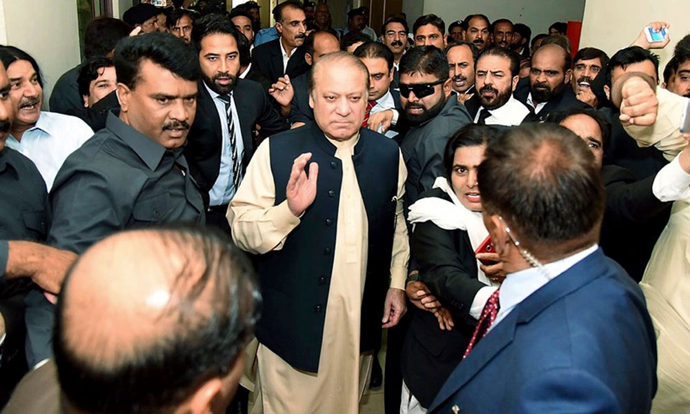 Ú©Ú†Ú¾ Ù„ÙˆÚ¯ Ø§Ù„ÛŒÚ©Ø´Ù† Ù…Ù„ØªÙˆÛŒ Ú©Ø±Ø§Ù†Û’ Ù¾Ø± ØªÙ„Û’ ÛÛŒÚºØŒ Ù†ÙˆØ§Ø² Ø´Ø±ÛŒÙ