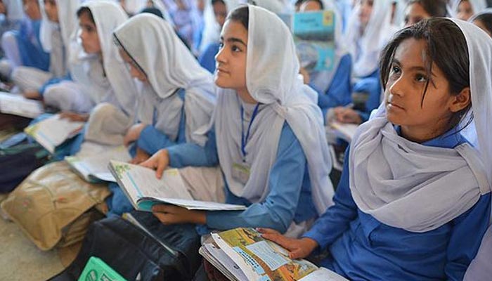 پاکستان میں تعلیم آگہی اور یونیورسٹیاں