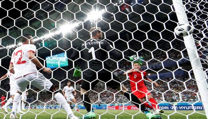 ورلڈ کپ: انگلینڈ نے تیونس کو دو۔ایک سے ہرادیا