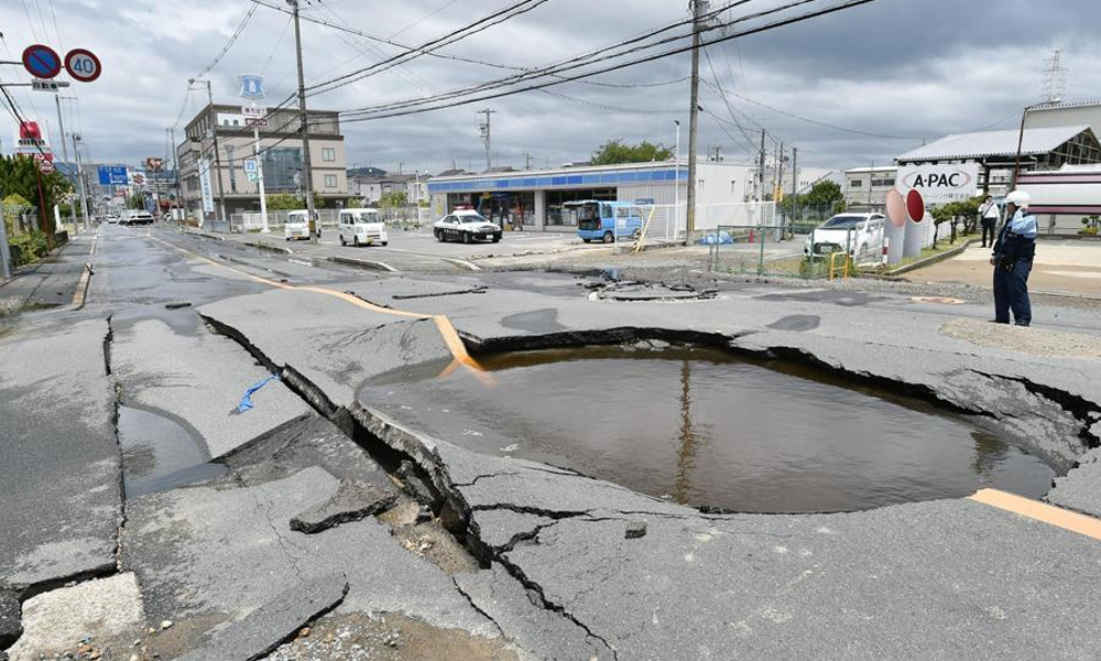 جاپان میں زلزلے نے تباہی مچادی، انفرا اسٹرکچر تباہ 
