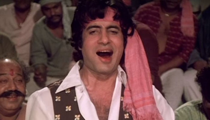 بگ بی نے 40سال بعد بنارس کا پان کھانے کی حقیقت بتا دی 