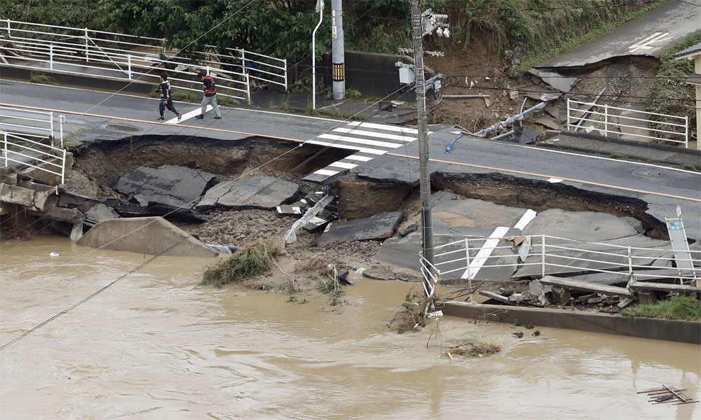 جاپان میں شدید بارش نے تباہی مچا دی، 100 افراد ہلاک