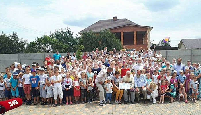 یوکرین میں دنیا کا سب سے بڑا خاندان