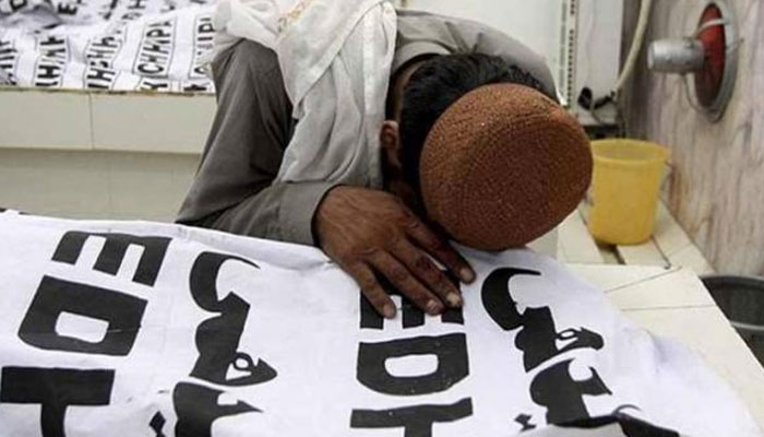 مستونگ خودکش حملہ: سراج رئیسانی سمیت 100شہید