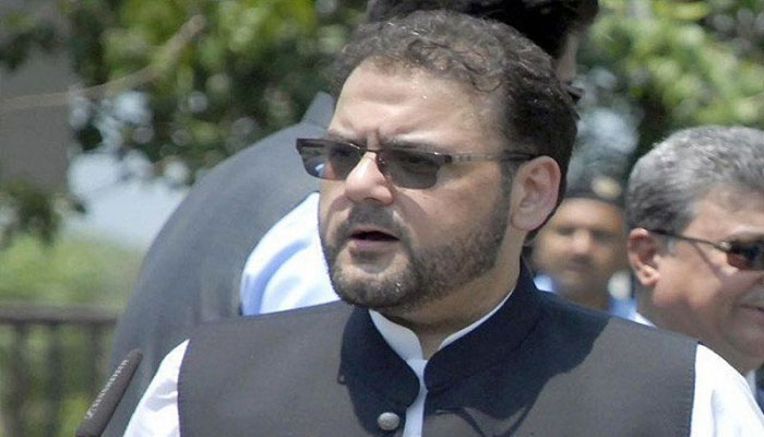 والد کو رات سونے کیلئے بستر نہیں دیا گیا ، حسین نواز