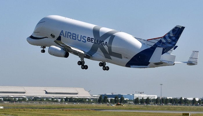 فرانس:’بیلوگا ایکس ایل‘ کارگو جہاز کی پہلی کامیاب پرواز 