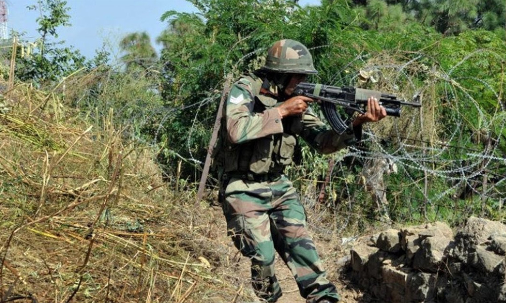 کنٹرول لائن پر بھارتی افواج کی بلااشتعال فائرنگ، کشمیری شہید