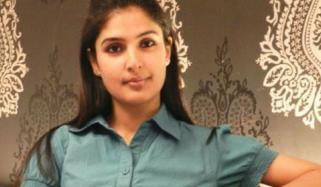 کشمیری لڑکی پہلی کمرشل پائلٹ بن گئی