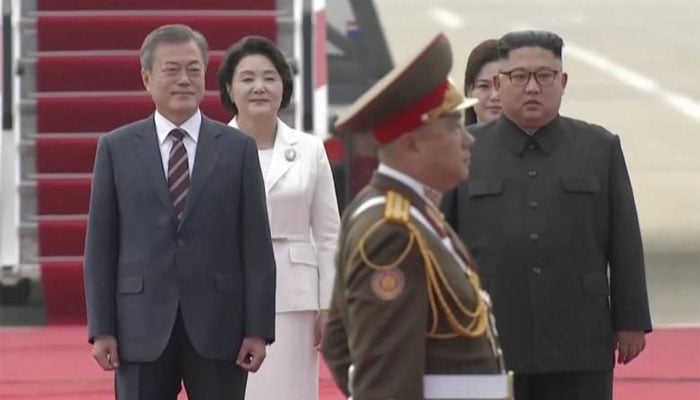 جنوبی کوریا کے صدر شمالی کوریا کے دورے پر پہنچ گئے