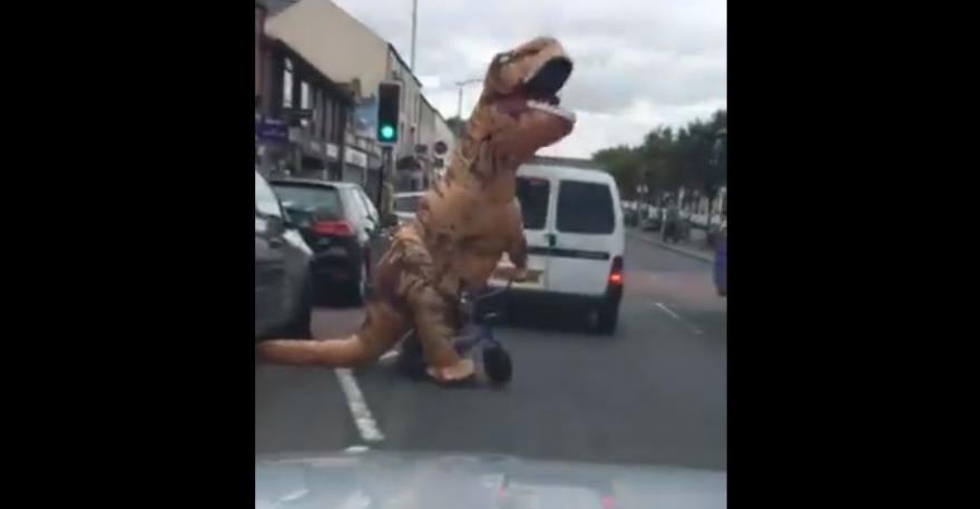 ڈائینوسارز بھی سائیکلنگ کرنے لگے