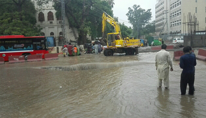 لاہور سمیت پنجاب کے مختلف شہروں میں ہلکی و تیز بارش