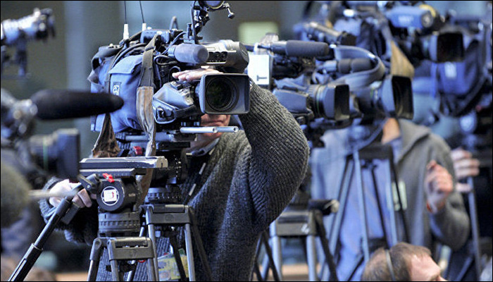 ’ اتنے صحافی جان سے نہیں جاتے جتنے قتل ہوجاتے ہیں‘