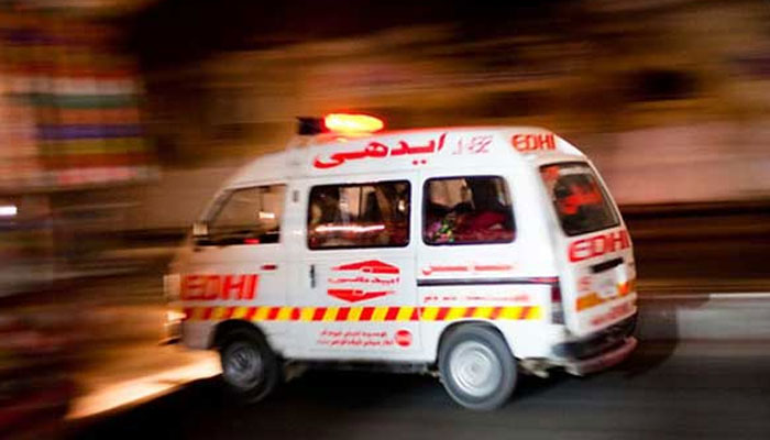 کراچی: بجلی کی ہائی ٹینشن تار گرنے سے لڑکاجھلس گیا